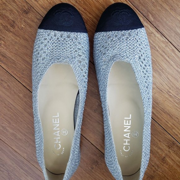 CHANEL SILVER/BLACK Mesh Fabric Ballet Flats - Picture 1 of 11